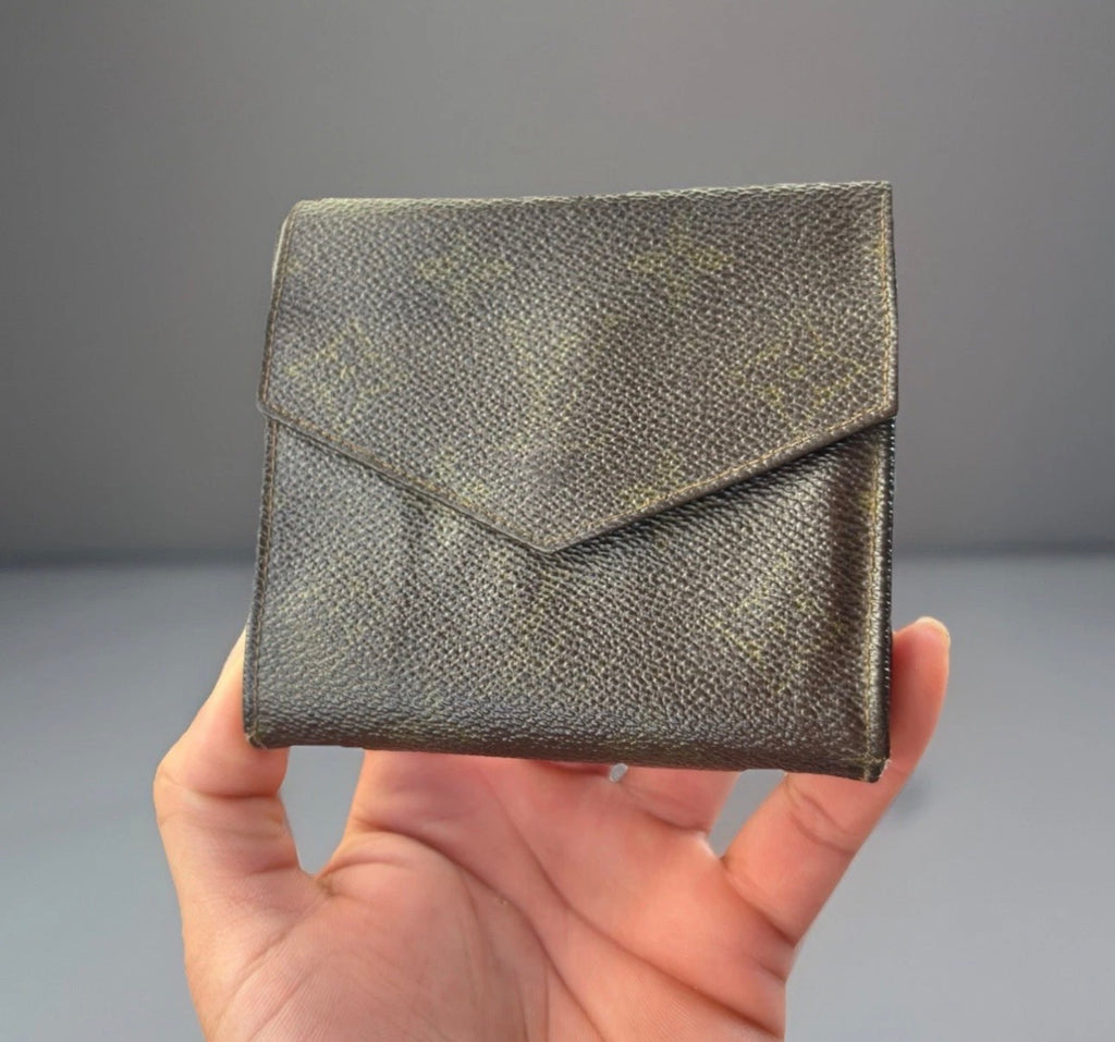 Authentic Louis Vuitton canvas Victorine Wallet