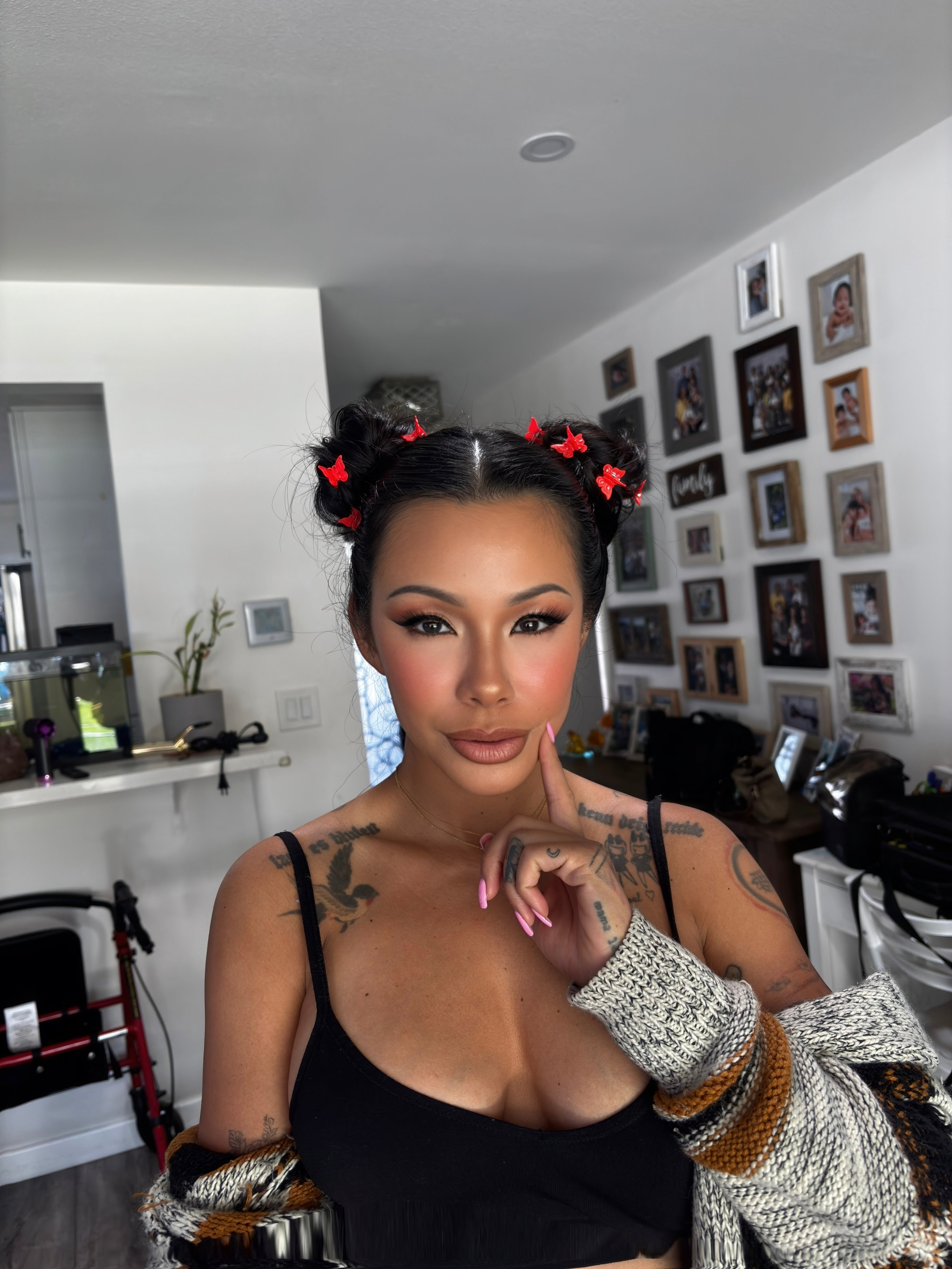 The Snatural Face